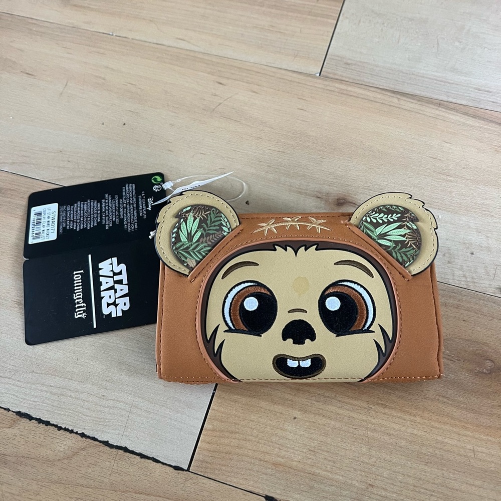 Loungefly Star Wars wallet